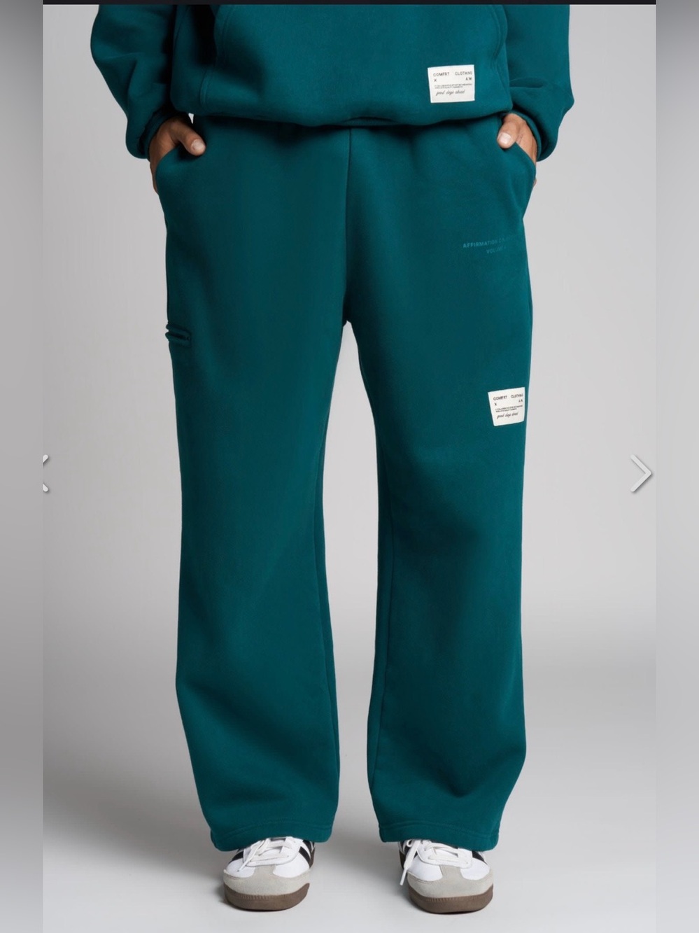 New COMFRT Affirmation Straight Leg Sweatpants Hunter Size Medium